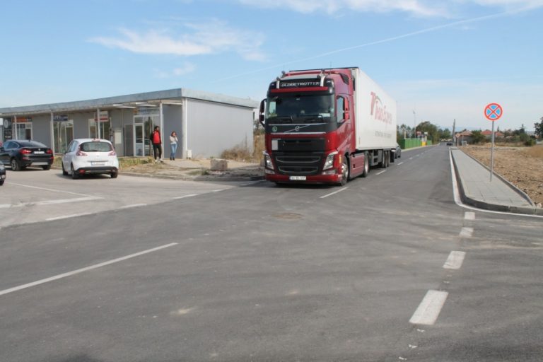 За първи път: Община Свиленград внедрява иновация в ремонта на тротоари