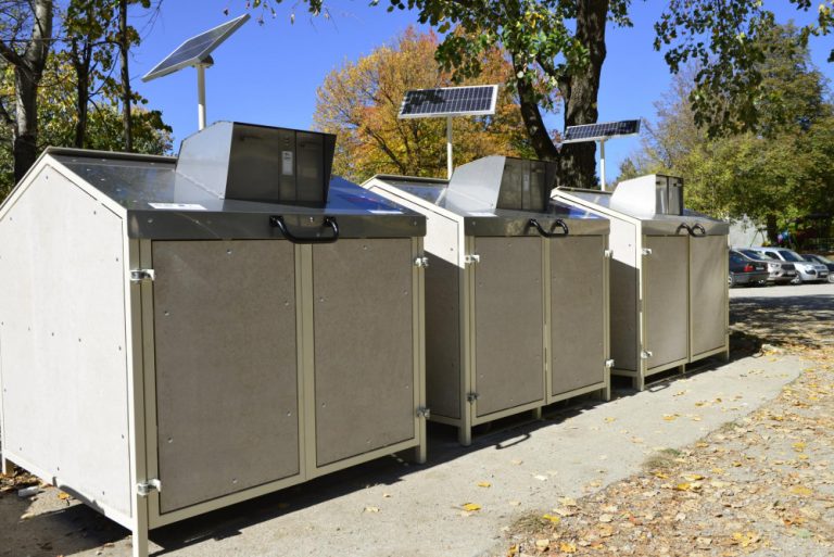 Нов тип контейнери измерват отпадъците в Габрово