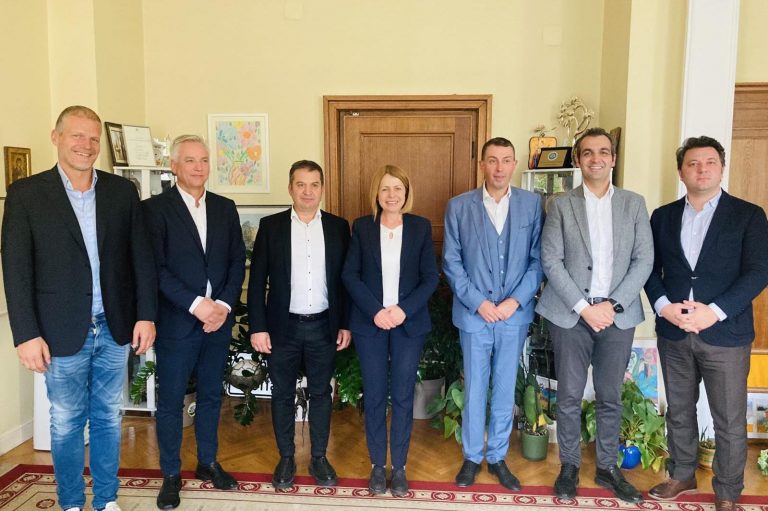 Архитекти от 3 държави в журито на конкурса за пешеходен мост в Южния парк