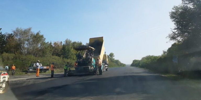 Започна подписването на споразумения между общините и МРРБ за инфраструктурни проекти