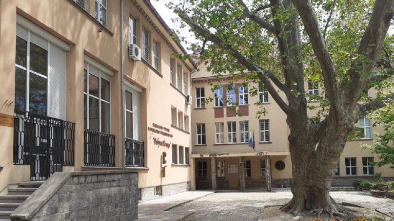 Няма кандидати за ремонта на Музикалното училище в Пловдив