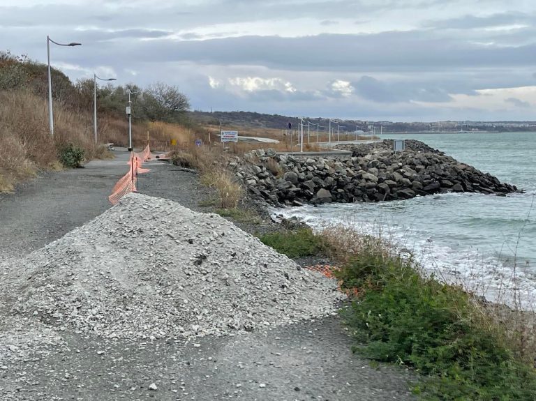 Вземат спешни мерки за укрепване на пропадащата велоалея към „Сарафово“