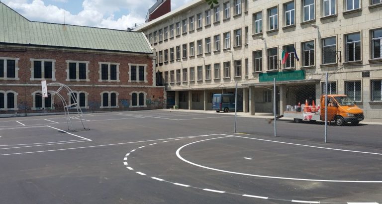 Обсъждат на уебинар инфраструктурата и безопасността около училищата