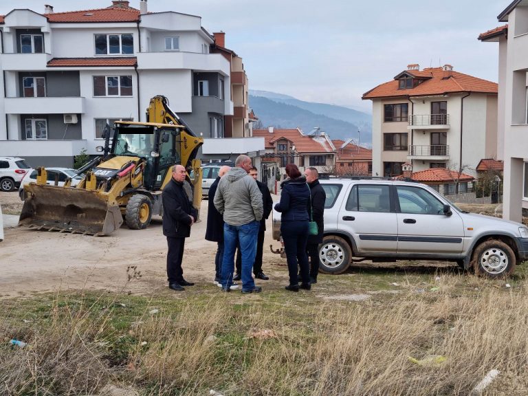 Започва изграждане на водопровод и канализация в кв. „Баделема“ в Асеновград