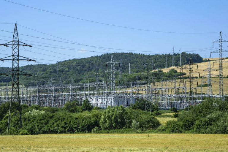 Предстоящ уебинар на тема „Финансови инструменти за енергийна ефективност и ВЕИ“