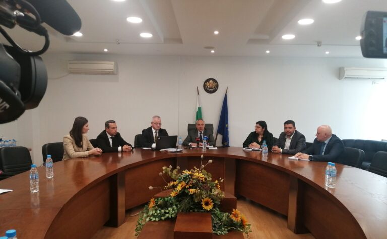 През 2025 г.: Стартира строителството на Градската железница на Пловдив