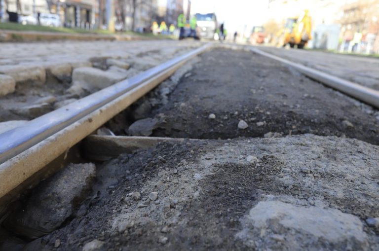 Заради ремонт: Променят движението в кв. „Княжево“