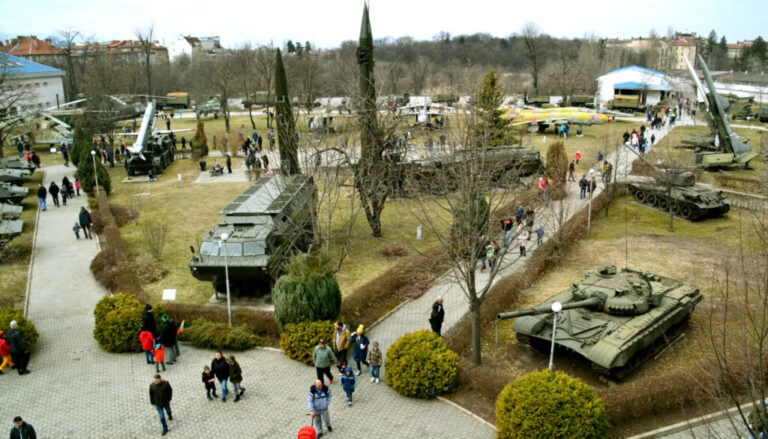 За Деня на бащата: Многобройни атракции в Националния военноисторически музей