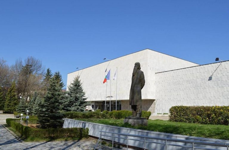 Ремонтират художествената галерия в Кюстендил