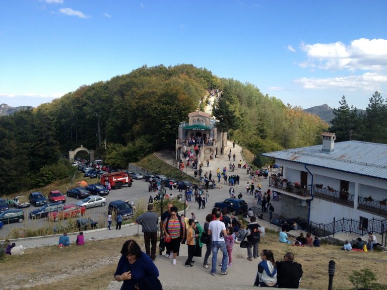Полицията ще осигурява безопасността на движението в района на “Кръстова гора”