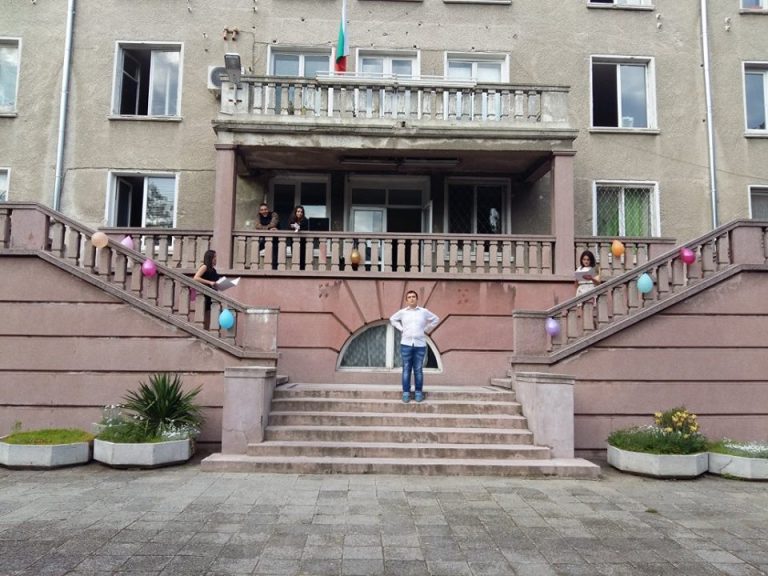 Обновяват средношколското общежитие „Михаил Колони“ във Варна