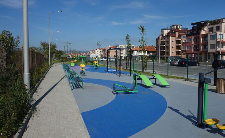 Изграждат нова площадка за спорт на открито в Новия Несебър