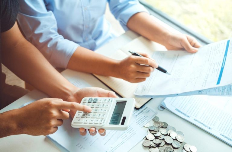 Банките вдигнаха двойно лихвите по депозити