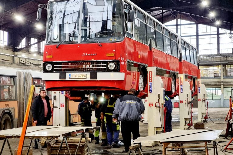 Реставриран Икарус ще радва столичани за Коледа