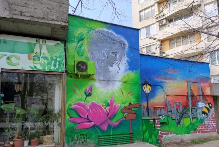 Конкурс: Облагородяват градската среда с графити творби