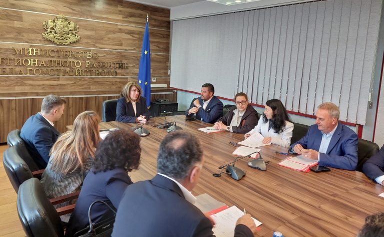 Подписаха нови 57 споразумения за финансиране на общински проекти