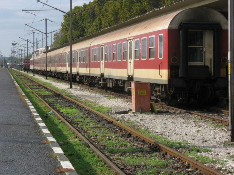 БДЖ въвежда устройства за билети във влака