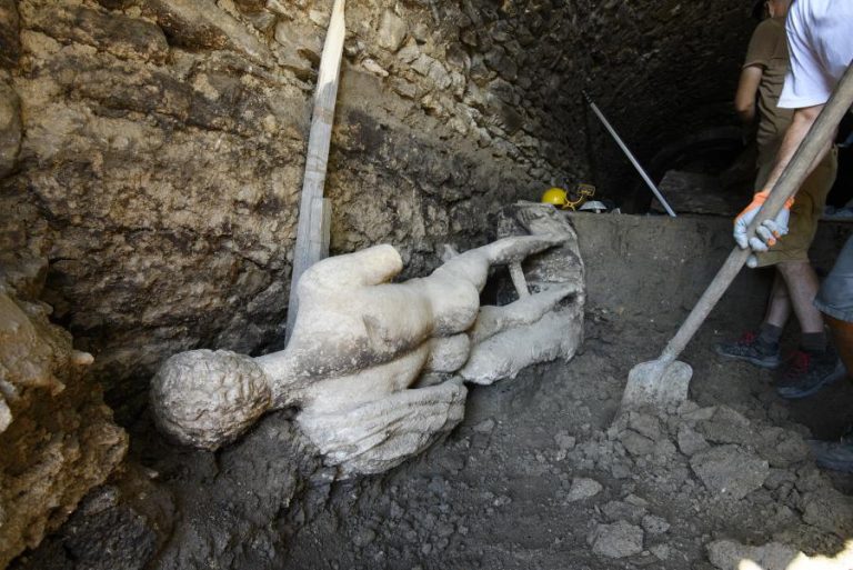 Статуята на Хермес от Хераклея Синтика става част от музея в Петрич