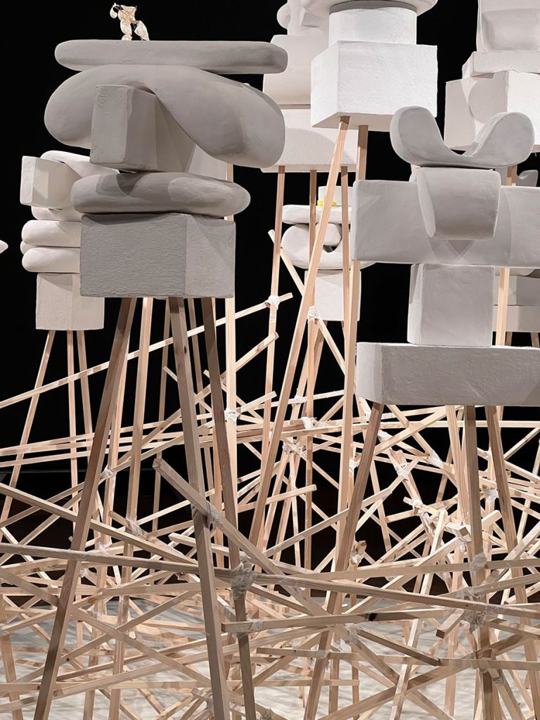 София: Сензационна инсталация в  изложба на световния артист Бистра Льошевалие