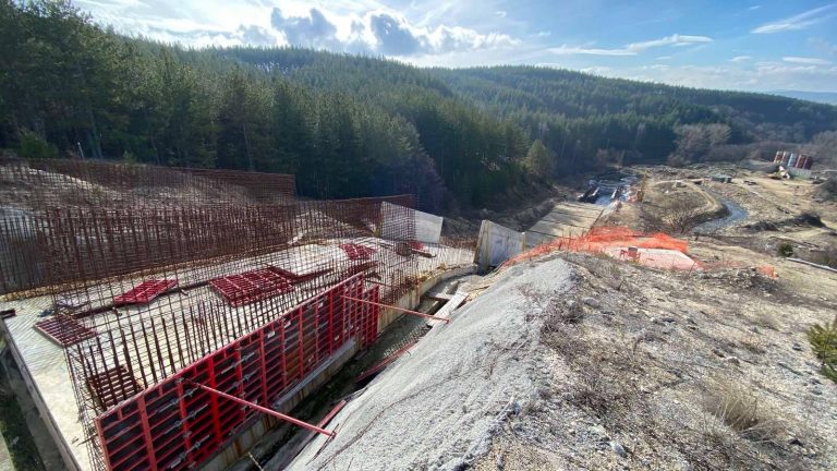 Обещано: Строителството на яз. „Луда Яна“ приключва до края на годината