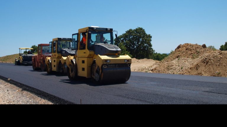 Третокласен път поема товарния трафик при пускане на новия участък от „Хемус“