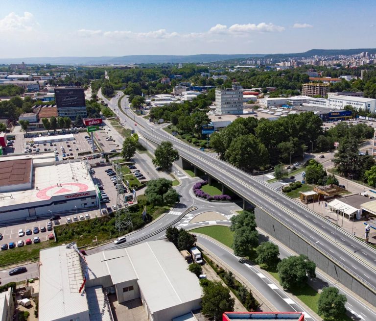 Изграждат нов пътен възел на входа на Варна