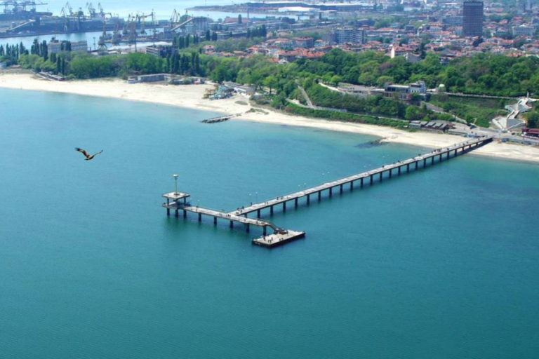 Община Бургас внедрява изкуствен интелект и водни дронове за защита на Черно море