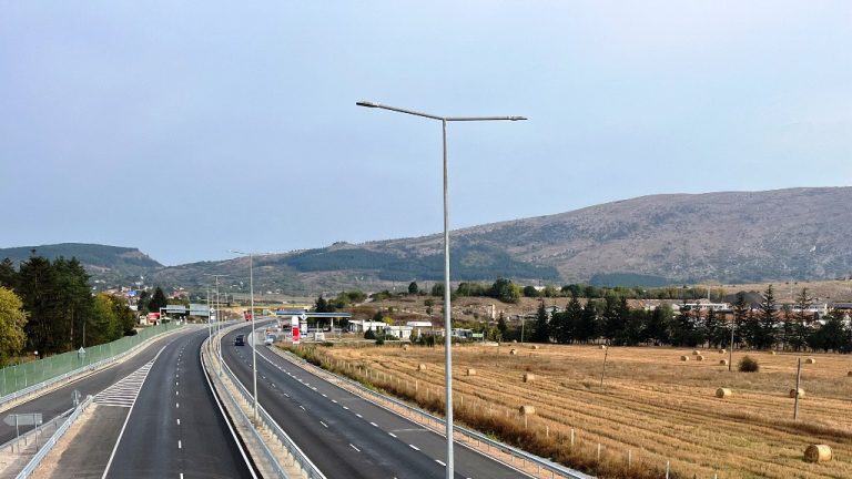 Демонтаж на надлез променя движението по пътя София – Калотина