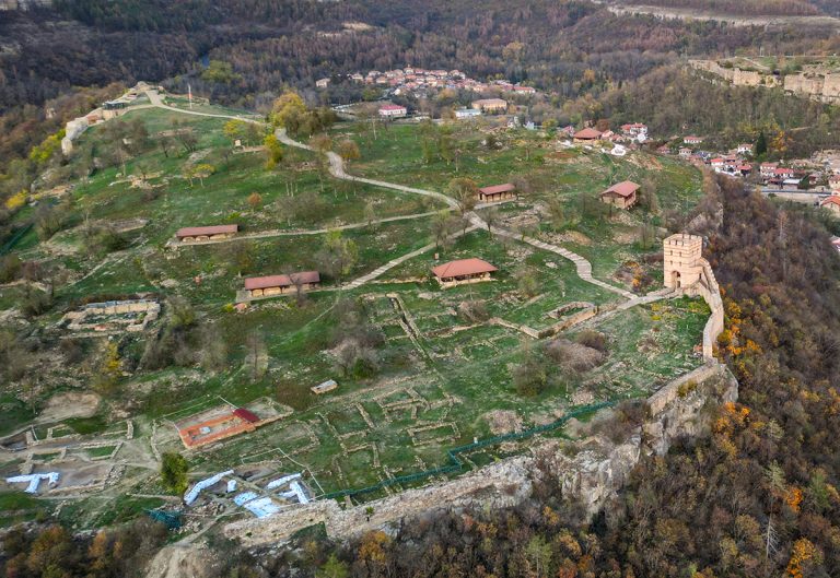 Отпускат 300 хил. лв. за реставрация и консервация на крепостта „Трапезица“