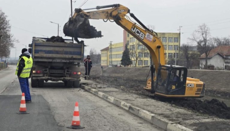 Отпускат 14 млн. лв. за цялостно почистване на коритото на р. Скът