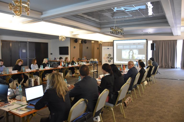 За първи път: Малки и средни предприятия от България и Северна Македония ще имат финансиране по ИНТЕРРЕГ