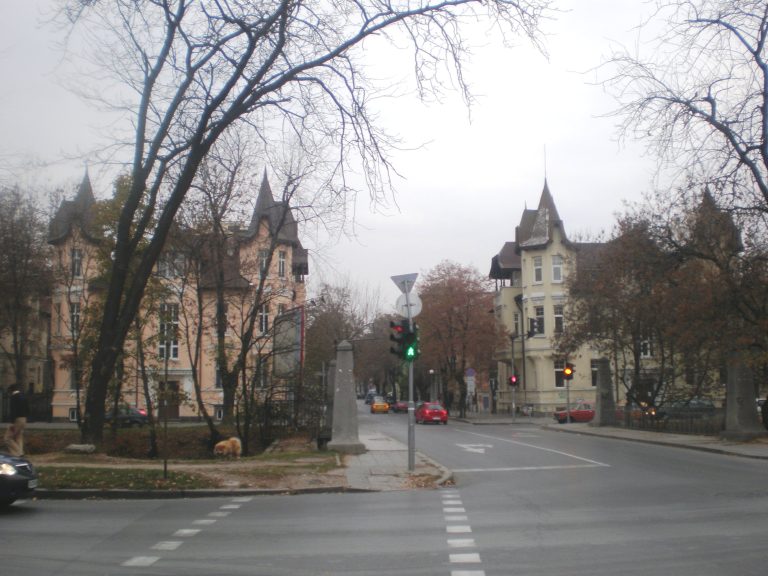 Р-н „Оборище“: Чертаят стратегия за опазване на сградния фонд на стара София