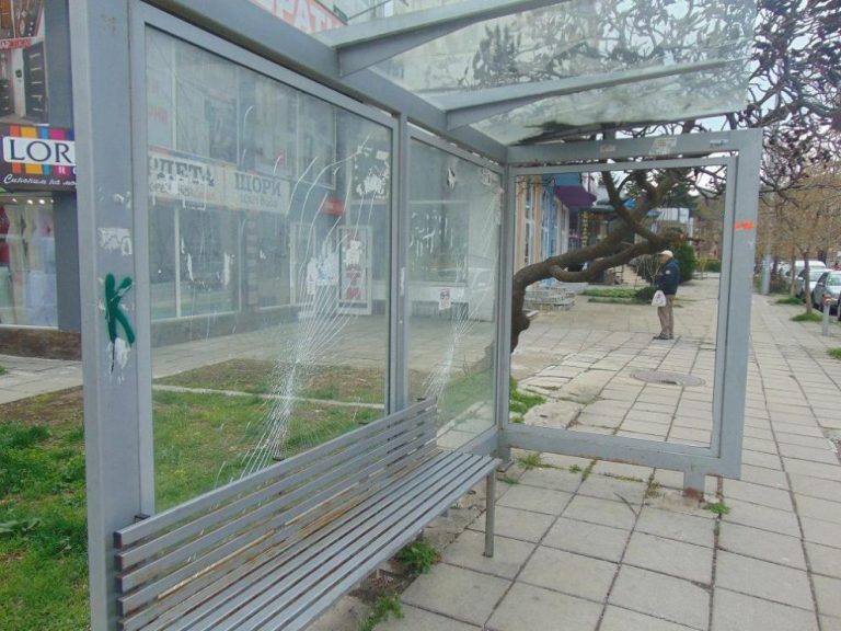 Община Шумен започва ремонт на 42 спиркозаслона на градския транспорт