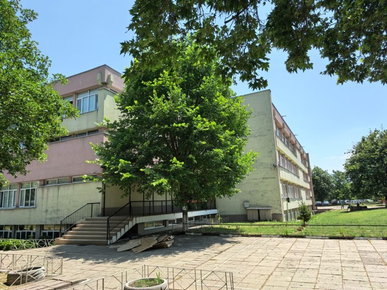 След ремонт: Изцяло преобразен е източният корпус на СУ „Константин Величков“ в Пловдив