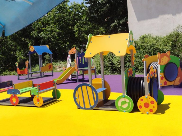 Етрополе уникален проект за детски площадки