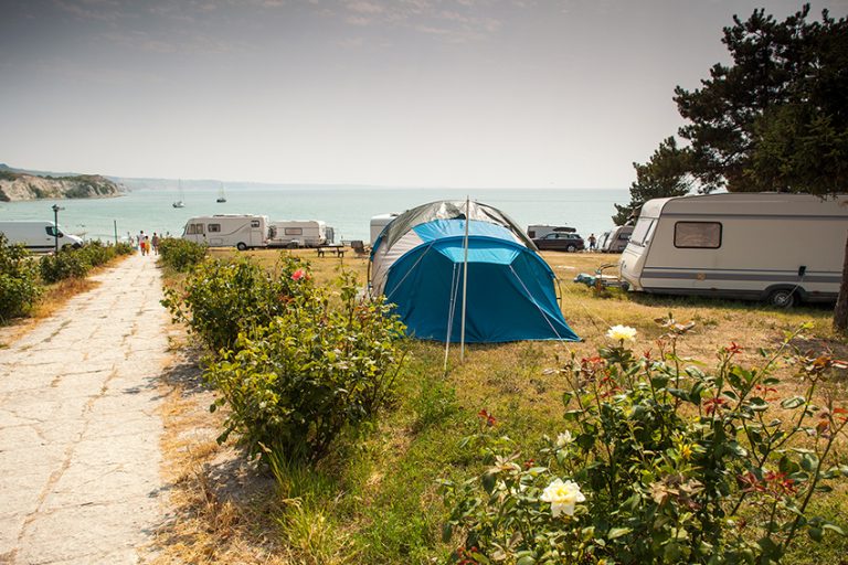 Нови правила за временно разполагане на палатки извън морските плажове