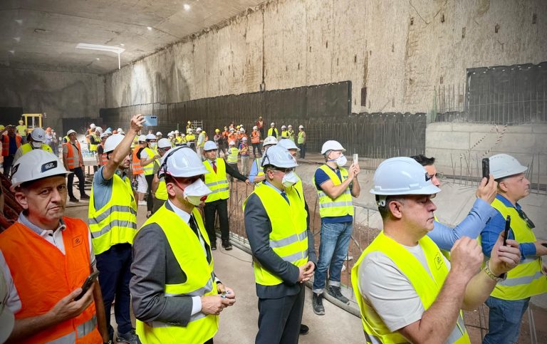 „Къртицата“ успешно достигна новата станция до София Тех Парк