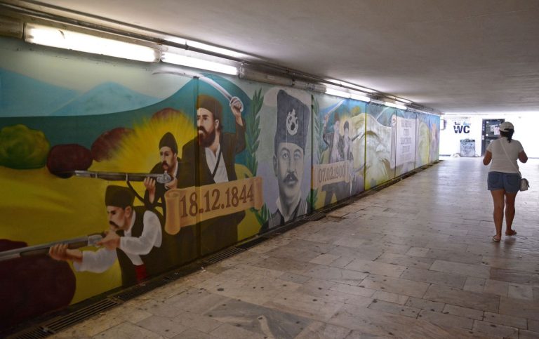 Варна: Художници изрисуваха подлеза на Районния съд