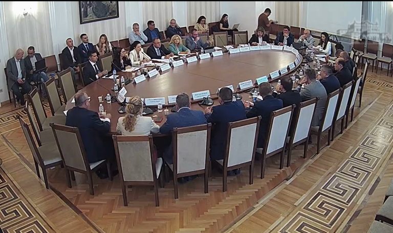 Министър Иванов: Готов е първият нов сондаж за вода в Плевен