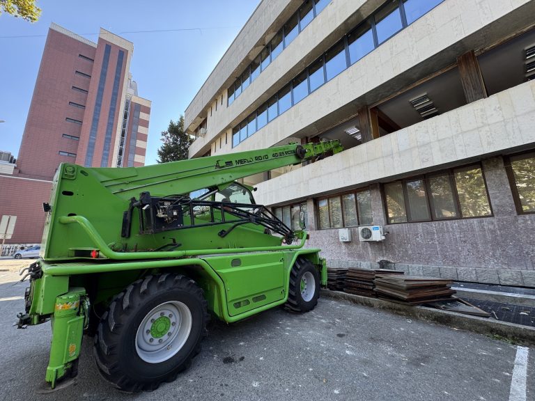 Ремонтират сградата на Община Ямбол по програмата за енергийна ефективност