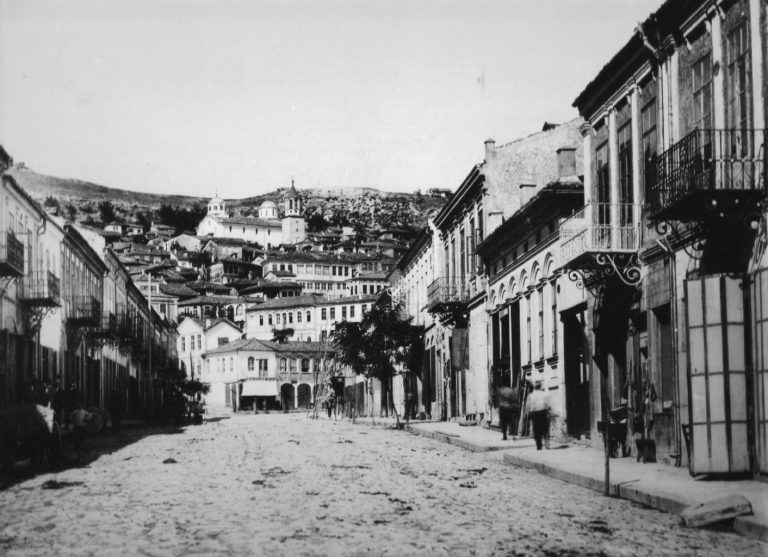 Вековните постижения на Търновската архитектура документира в книга арх. Донка Колева