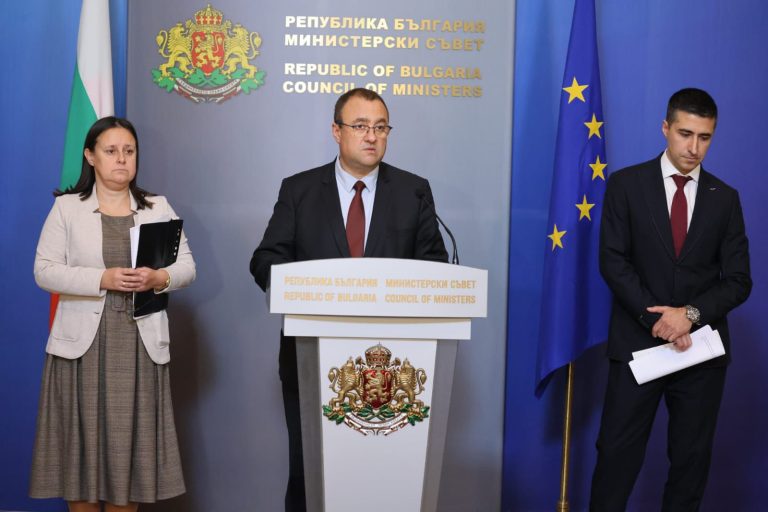 Проверки: Масови нарушения на строителство в коритата на реки и дерета