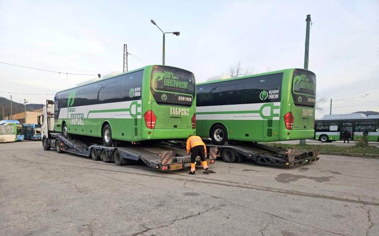 Габрово се сдоби с още два електробуса