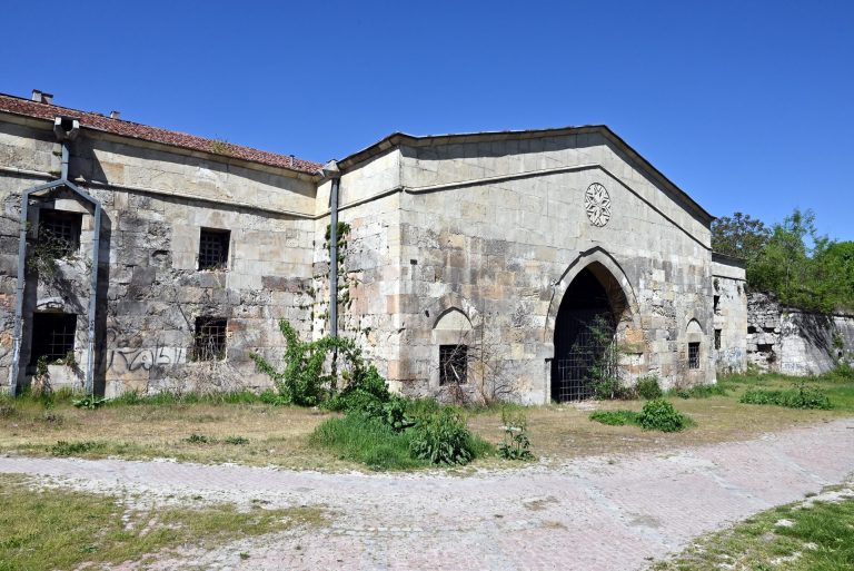 Скоро: Община Шумен ще придобие собствеността на Сунтур баня