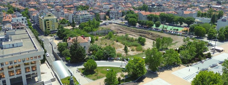 Община Бургас удължи срока на архитектурния конкурс за „Дупката“