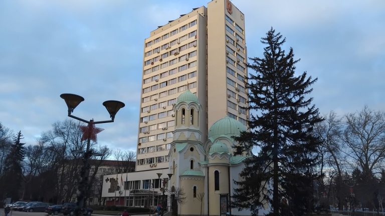 Перник с ново улично осветление