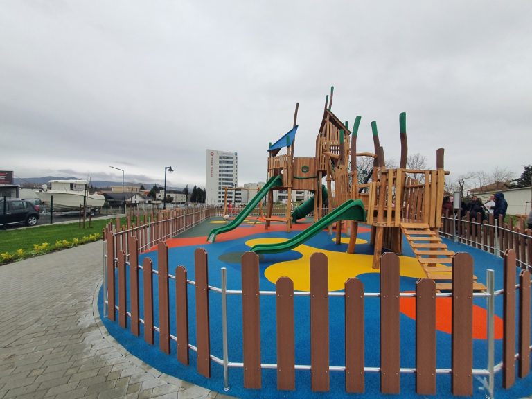 Нова зона за отдих в бургаския квартал „Ветрен“