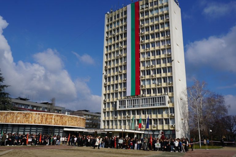 На 3 март: Най-дългото послание „Горди българи“ представят в Димитровград