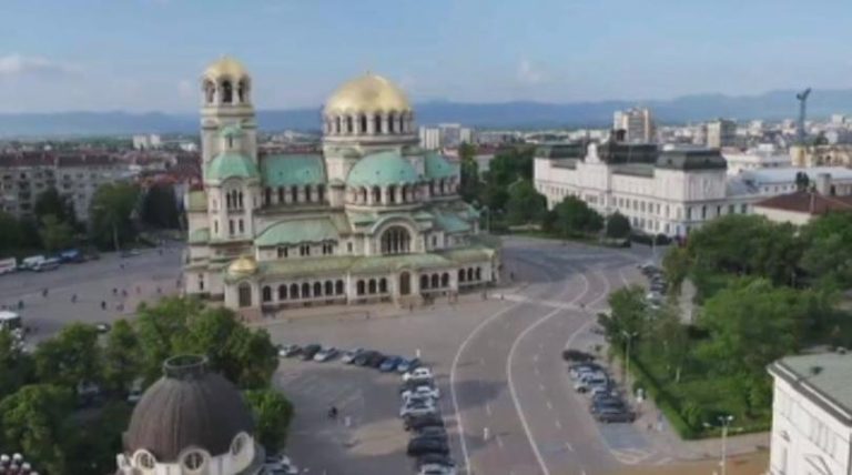 София: Общинари решават да се преименува ли площад „Св. Александър Невски“