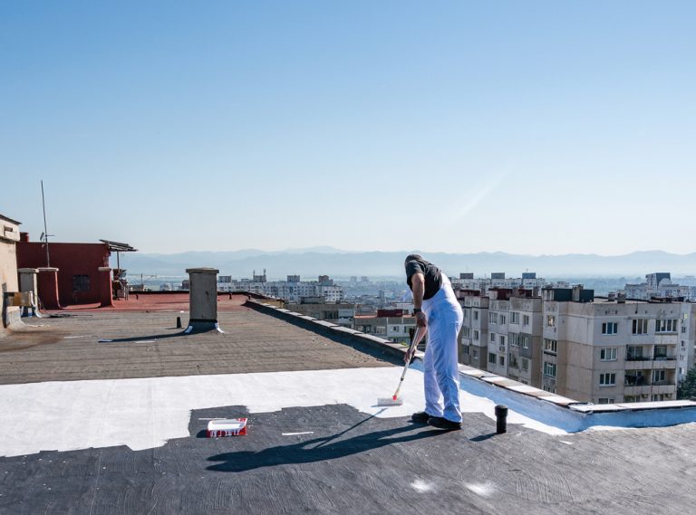 ИзомаксТерм – топлоотразяваща боя и за плоски покриви